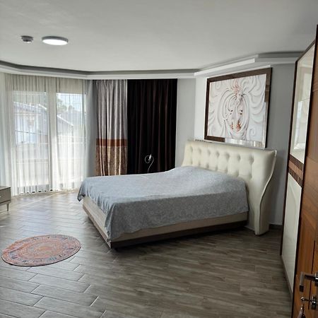 Ella Willa Suite House Butik Otel Gure Luaran gambar