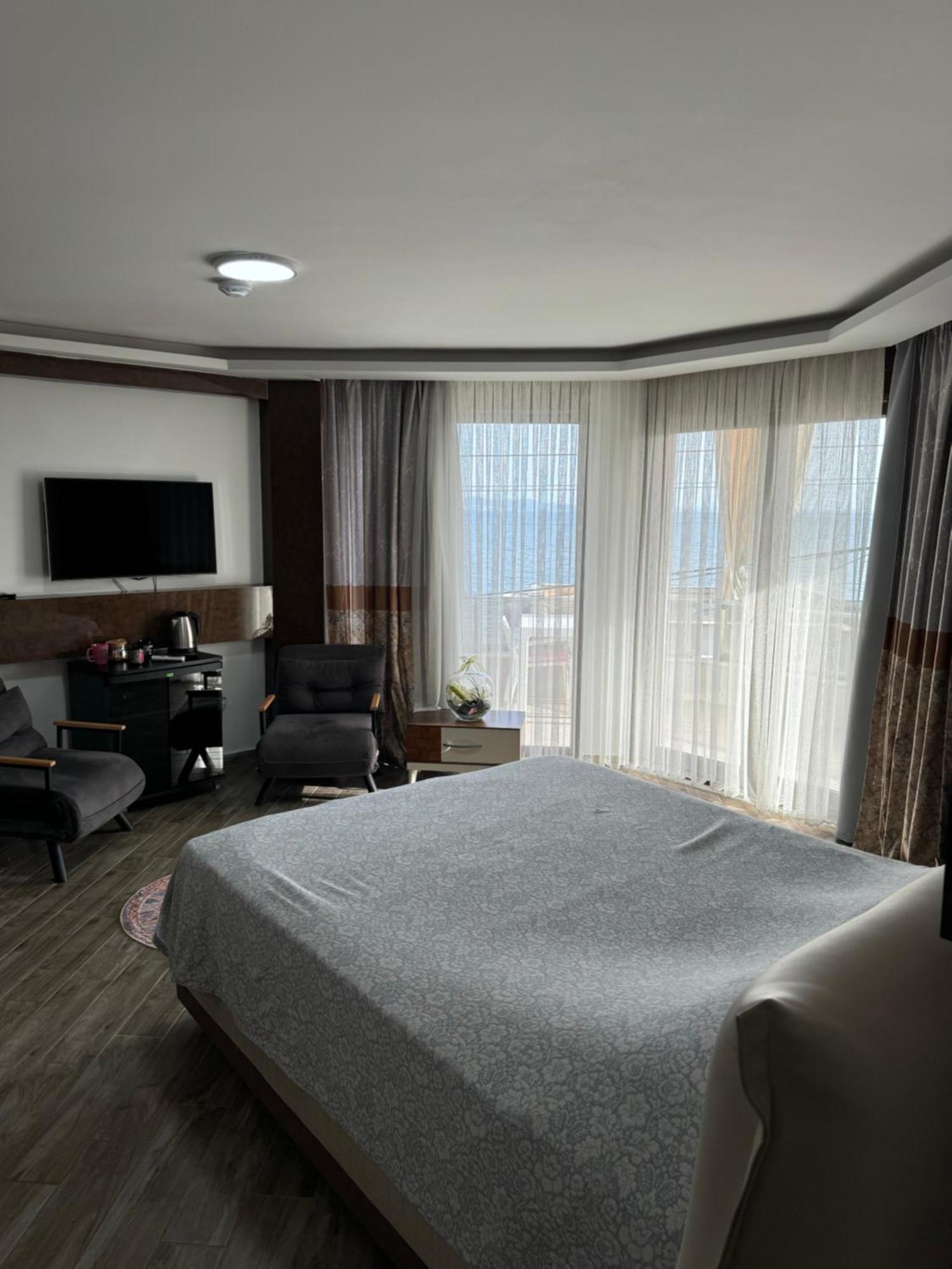 Ella Willa Suite House Butik Otel Gure Luaran gambar